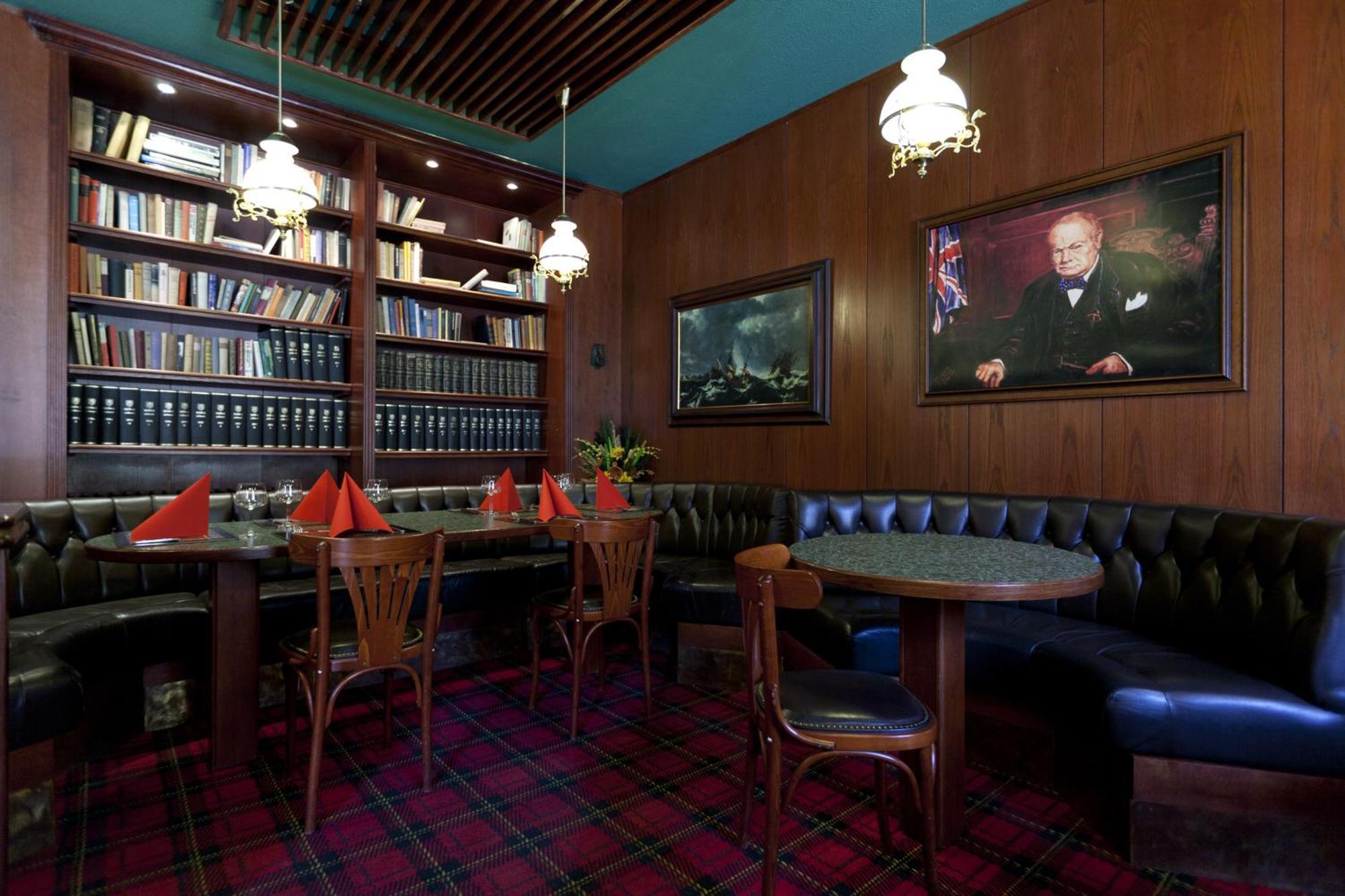 Hotel Excelsior มาเรียอานซเกลาซนี ภายนอก รูปภาพ