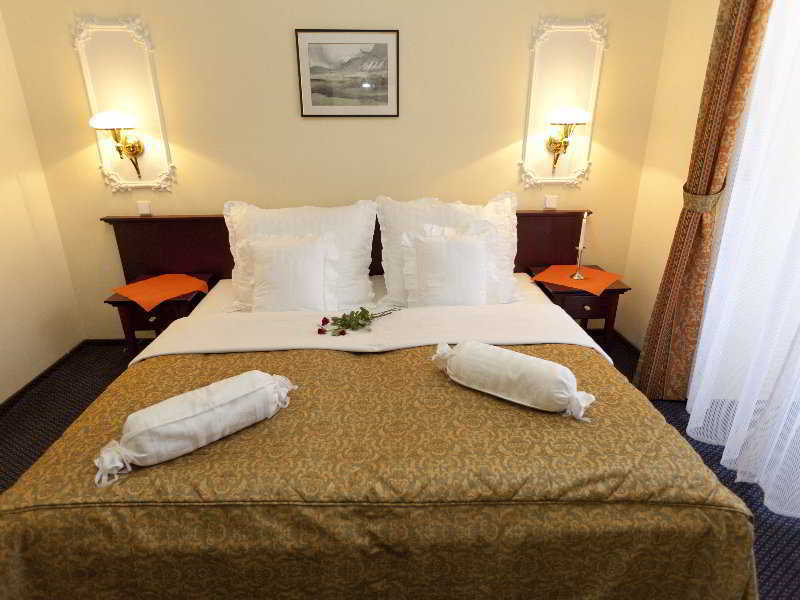 Hotel Excelsior มาเรียอานซเกลาซนี ภายนอก รูปภาพ
