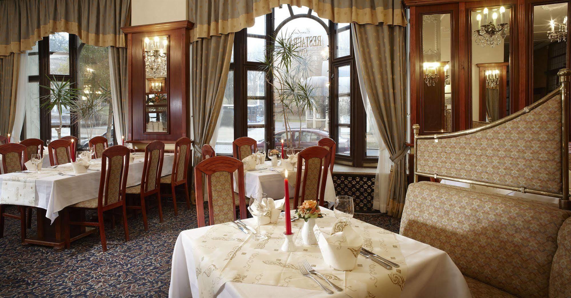 Hotel Excelsior มาเรียอานซเกลาซนี ภายนอก รูปภาพ