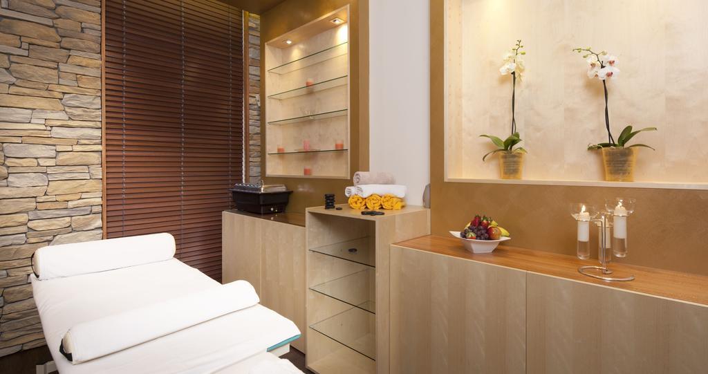 Hotel Excelsior มาเรียอานซเกลาซนี ภายนอก รูปภาพ